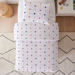 Pottery Barn Teen/West Elm collaboration. Twin sized duvet cover.